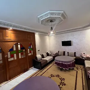 Spacieux Avec Cour Fleurie Et Hammam A Targa Marrakech Appartement